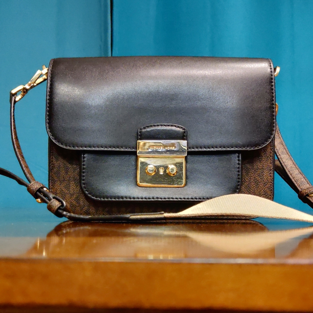 MICHAEL Michael Kors Sloan Shoulder Bag